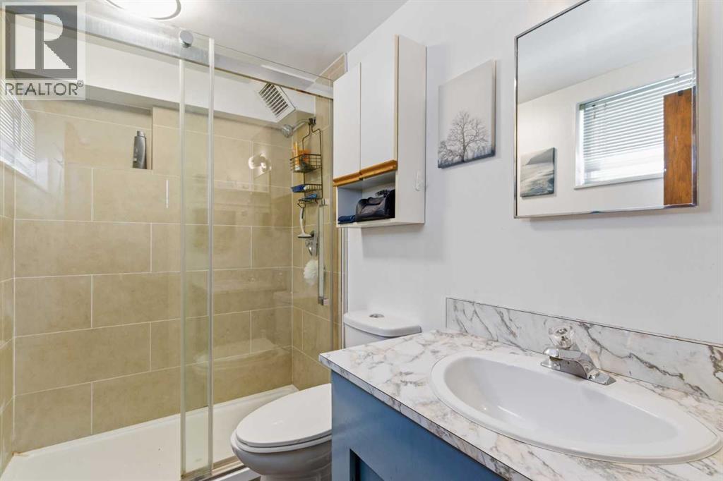 200 Hendon Drive NW, Calgary, Alberta  T2K 1Z7 - Photo 16 - A2305750