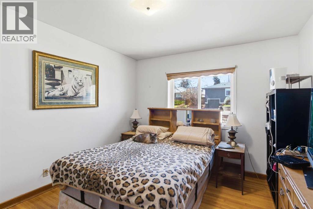 200 Hendon Drive NW, Calgary, Alberta  T2K 1Z7 - Photo 8 - A2305750