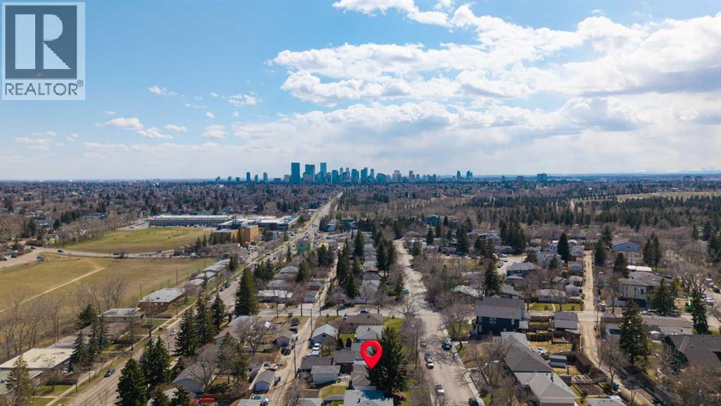 200 Hendon Drive NW, Calgary, Alberta  T2K 1Z7 - Photo 2 - A2305750