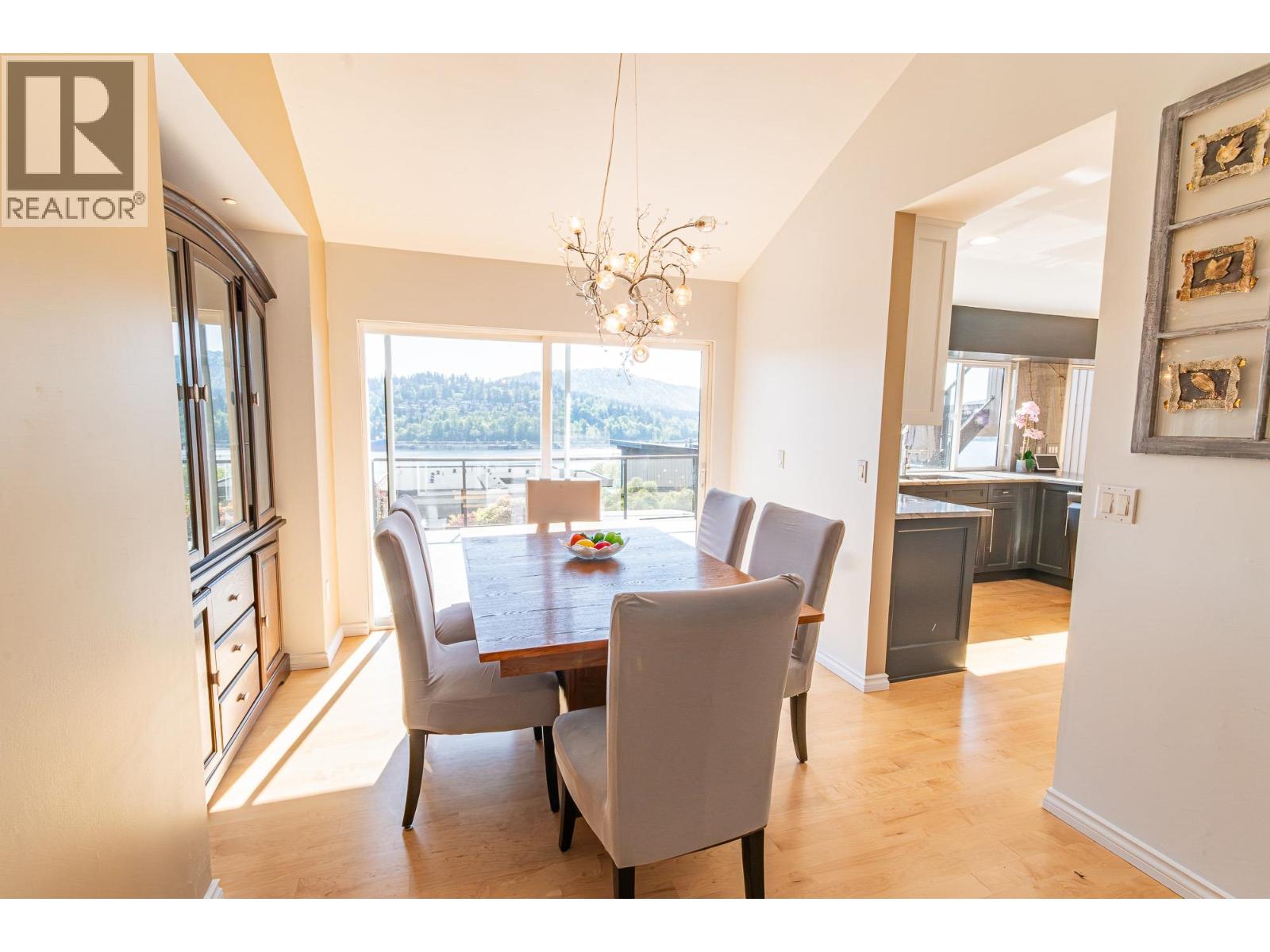 18 Axford Bay, Port Moody, British Columbia  V3H 3R2 - Photo 7 - R3118317