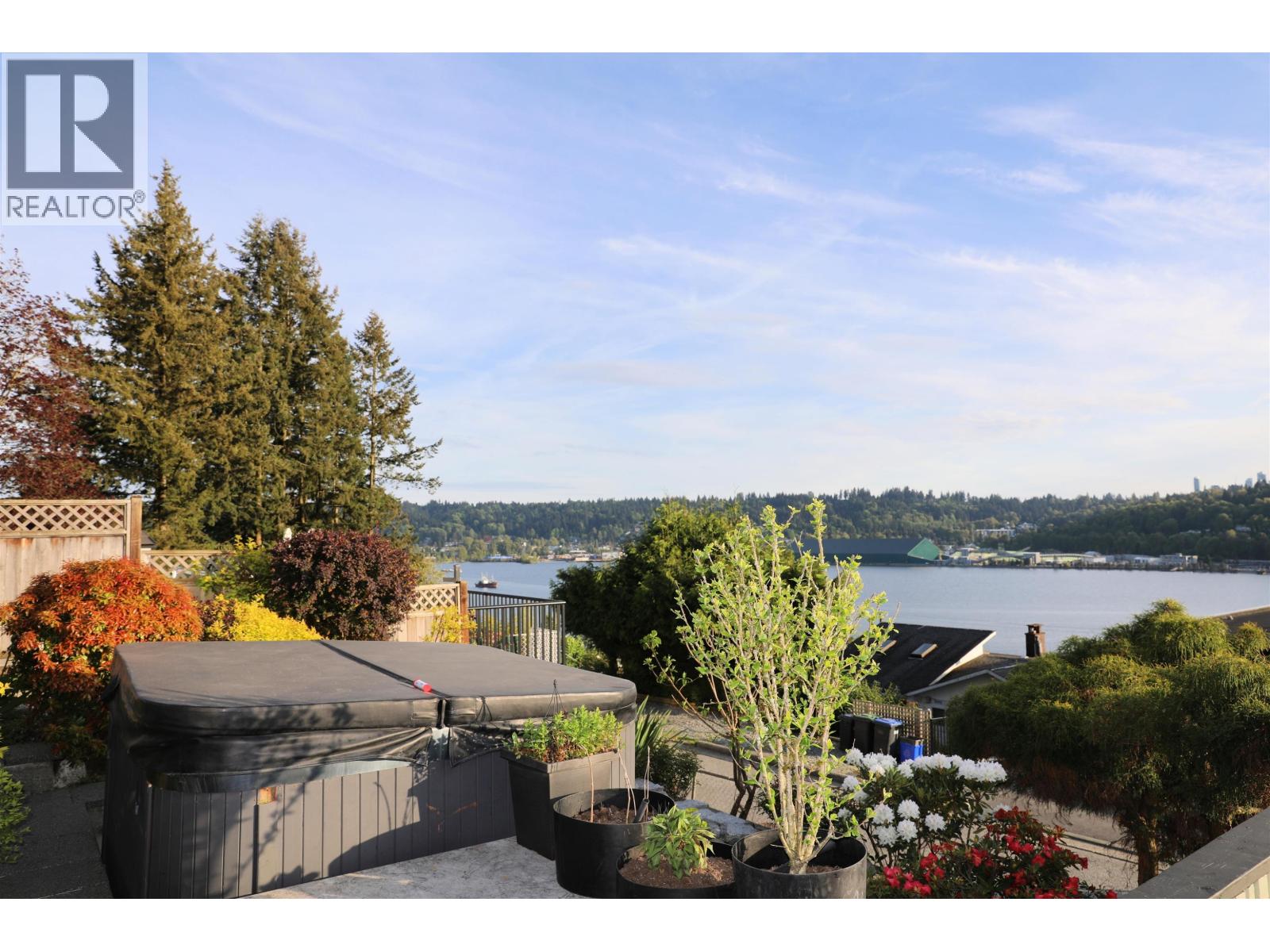 18 Axford Bay, Port Moody, British Columbia  V3H 3R2 - Photo 5 - R3118317