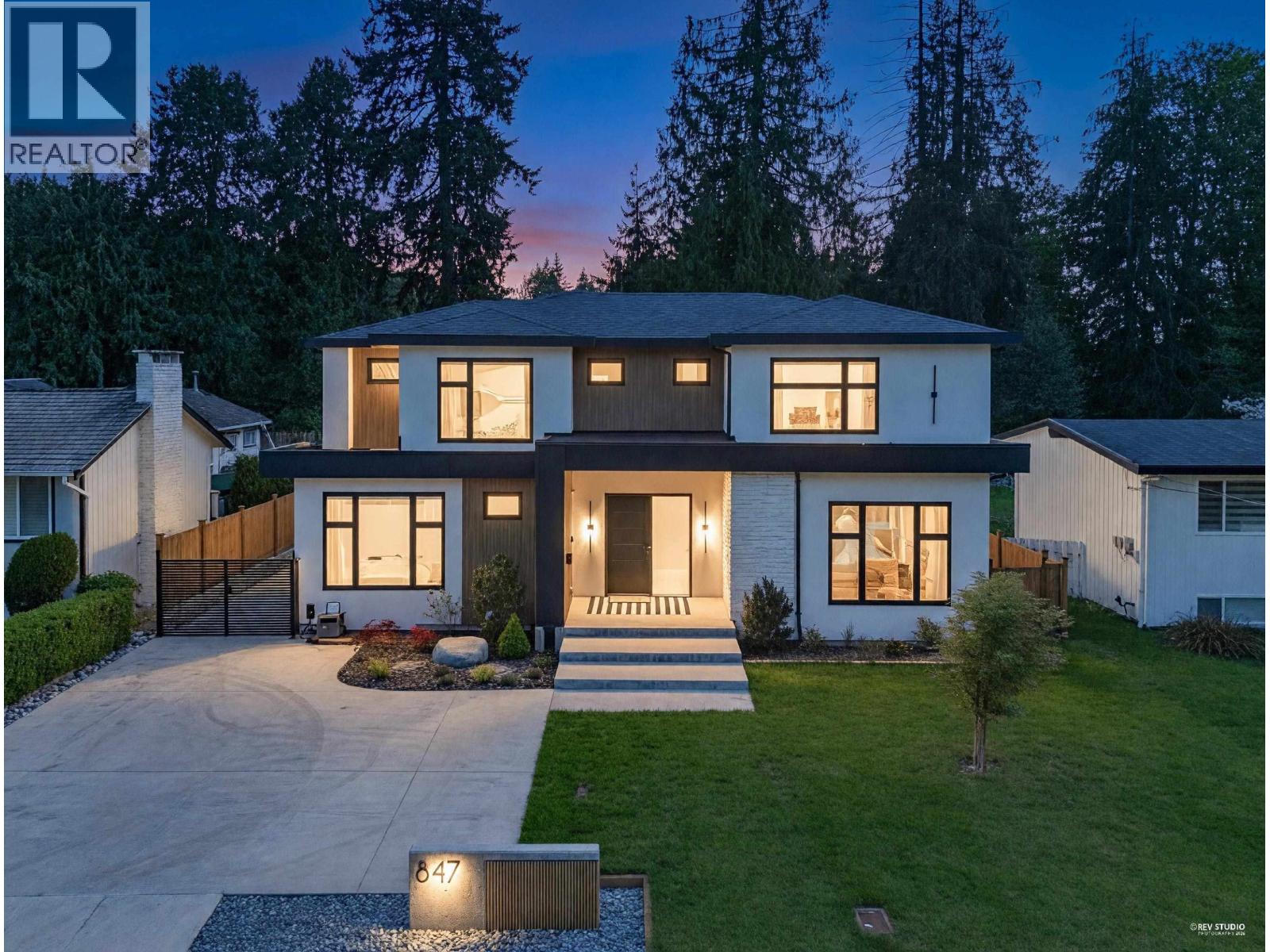 847 Thermal Drive, Coquitlam, British Columbia  V3J 6R4 - Photo 37 - R3120573