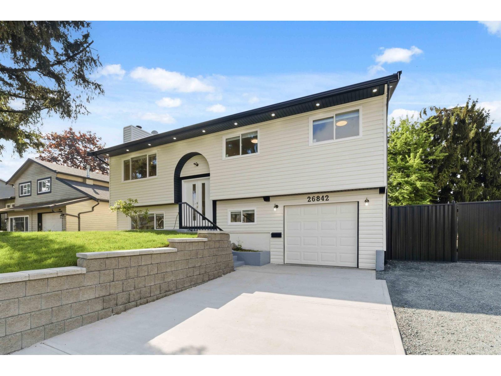 26842 32a Avenue, Langley, British Columbia  V4W 3G4 - Photo 2 - R3120297