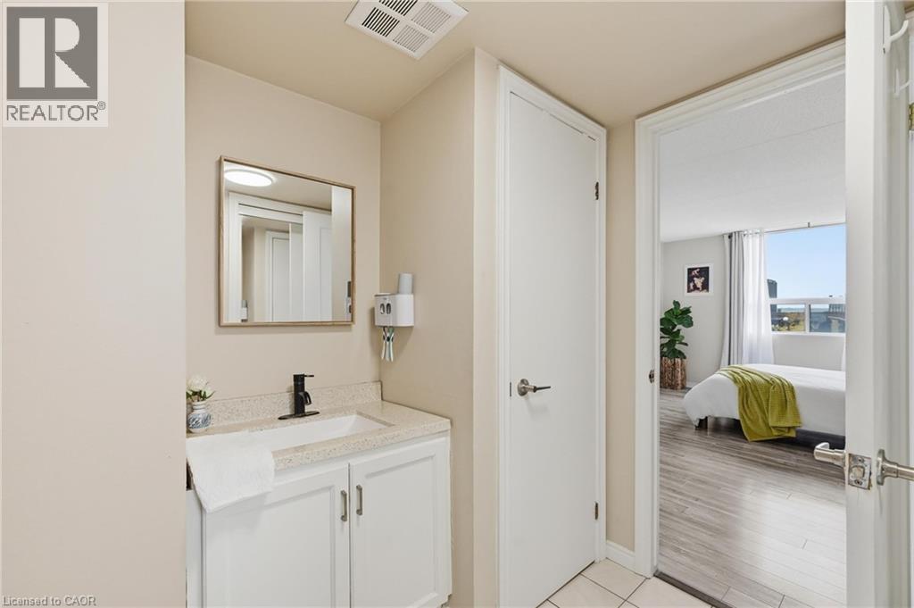99 Donn Avenue Unit# 704, Stoney Creek, Ontario  L8G 5B2 - Photo 15 - 40825542