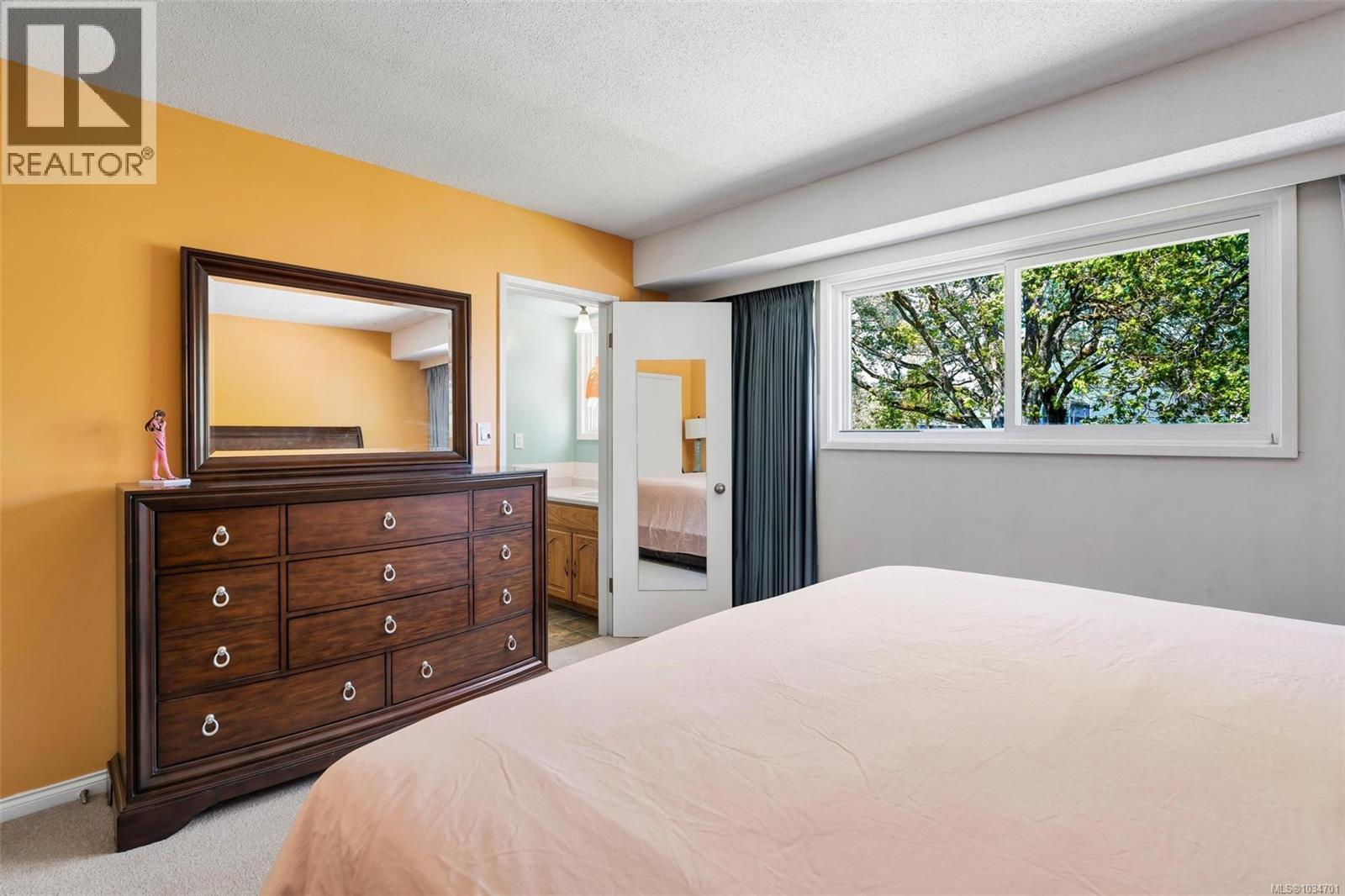 1722 Jefferson Ave, Saanich, British Columbia  V8N 2B4 - Photo 17 - 1034701