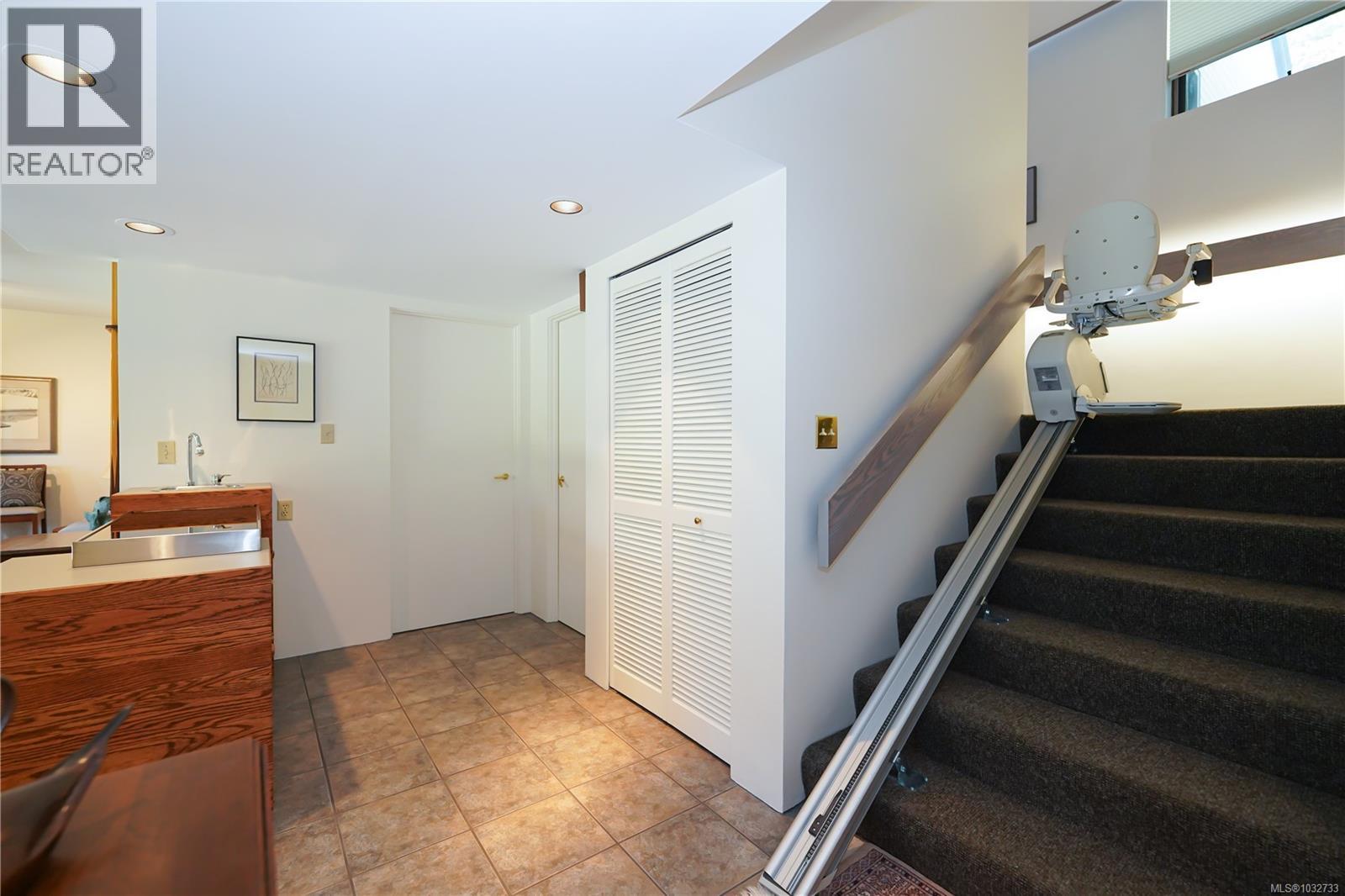 1711 Patly Pl, Victoria, British Columbia  V8S 5J5 - Photo 54 - 1032733