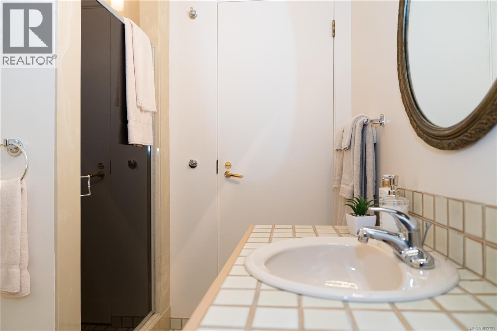 1711 Patly Pl, Victoria, British Columbia  V8S 5J5 - Photo 69 - 1032733