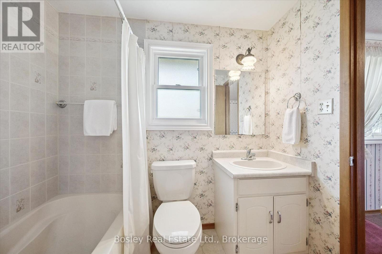 49 Ripley Crescent, Kitchener, Ontario  N2N 1W2 - Photo 22 - X13094284