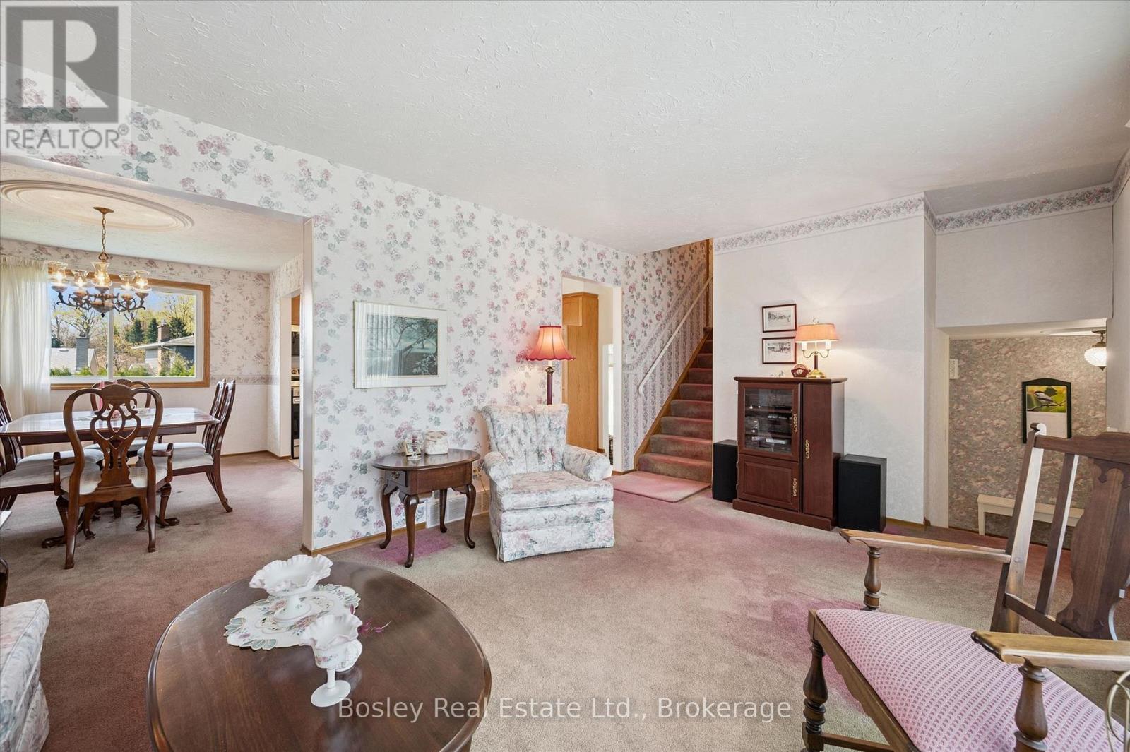 49 Ripley Crescent, Kitchener, Ontario  N2N 1W2 - Photo 8 - X13094284