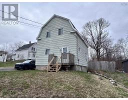 10 Weir Avenue, Stellarton, Nova Scotia