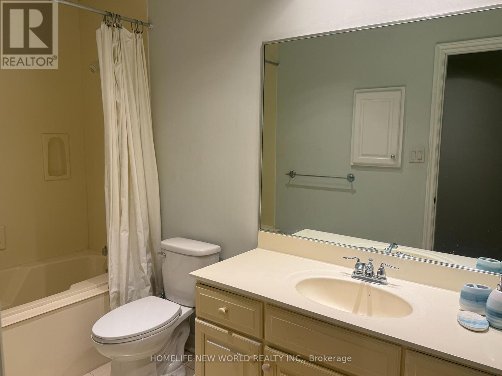 3 Jenkinson Grove, King, Ontario  L7B 1B5 - Photo 8 - N12883242