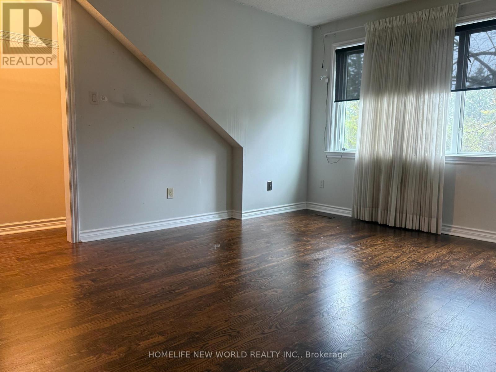 3 Jenkinson Grove, King, Ontario  L7B 1B5 - Photo 9 - N12883242