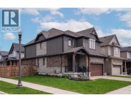 255 FALCONRIDGE Drive, Kitchener, Ontario