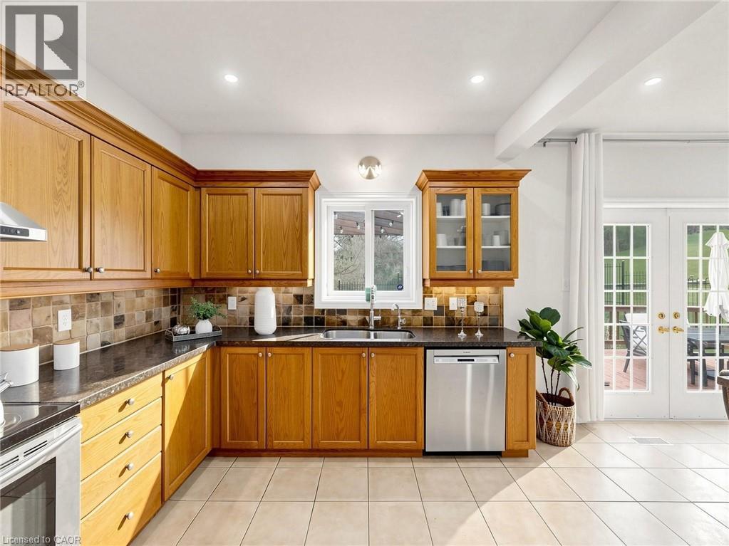 70 Doon Mills Drive, Kitchener, Ontario  N2P 2S3 - Photo 14 - 40826178