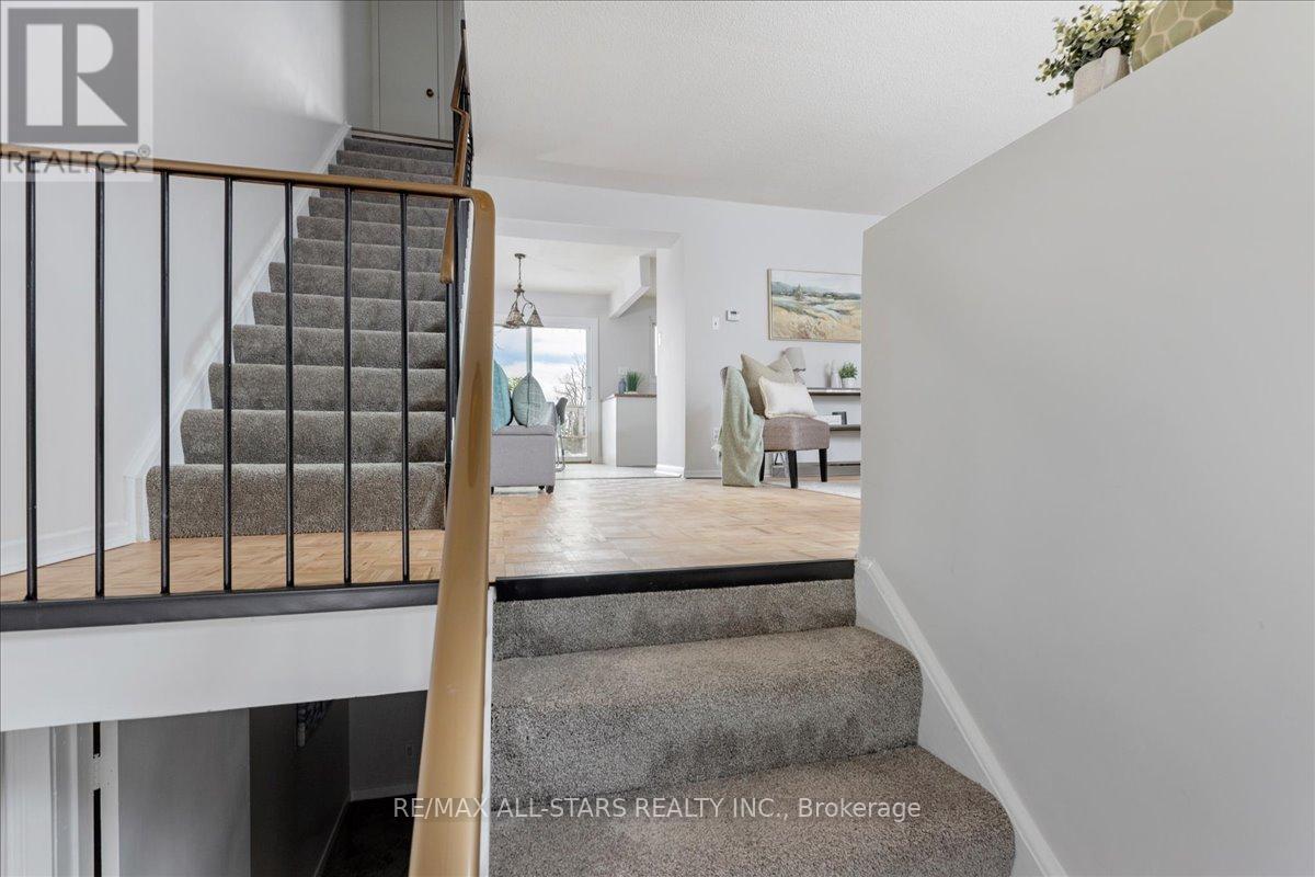 B11 - 63 Ferris Lane, Barrie, Ontario  L4M 5C4 - Photo 6 - S12880126