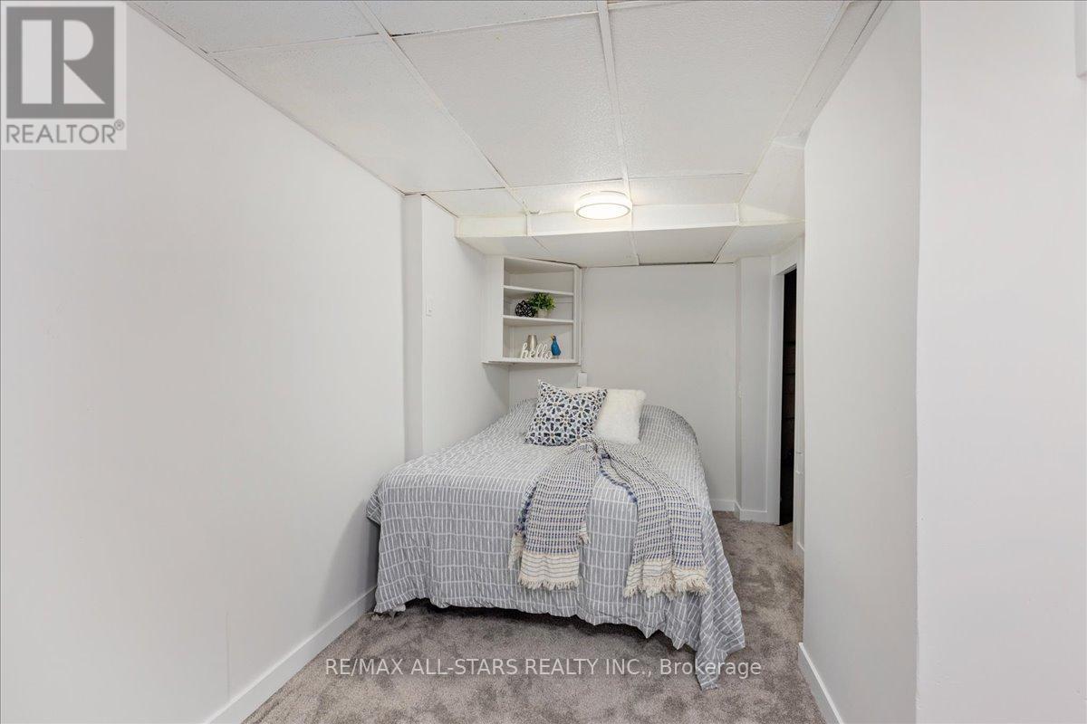 B11 - 63 Ferris Lane, Barrie, Ontario  L4M 5C4 - Photo 16 - S12880126