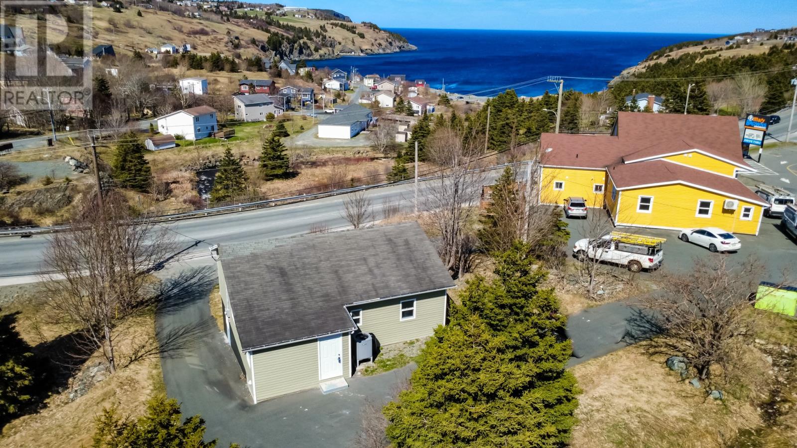Photo 18