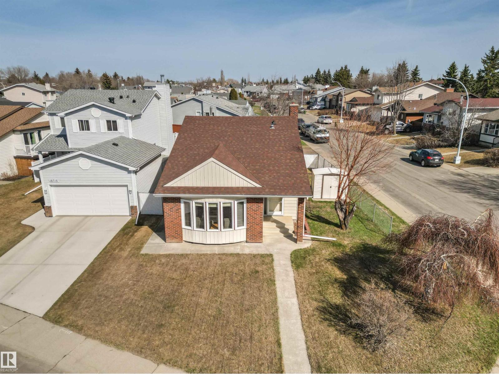 16711 94 ST NW, edmonton, Alberta