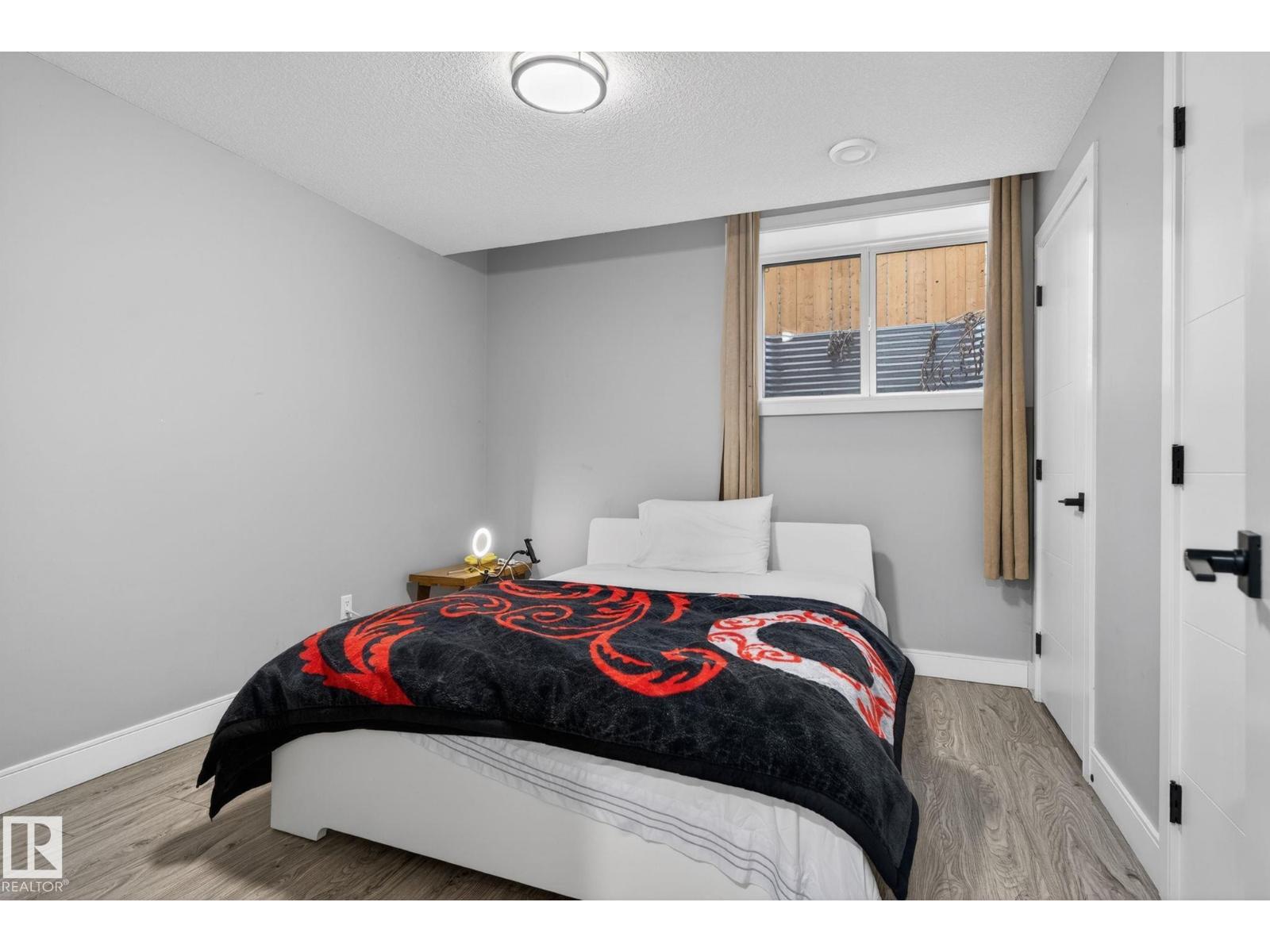 872 Ebbers Cr Nw, Edmonton, Alberta  T5Y 3V1 - Photo 49 - E4486140