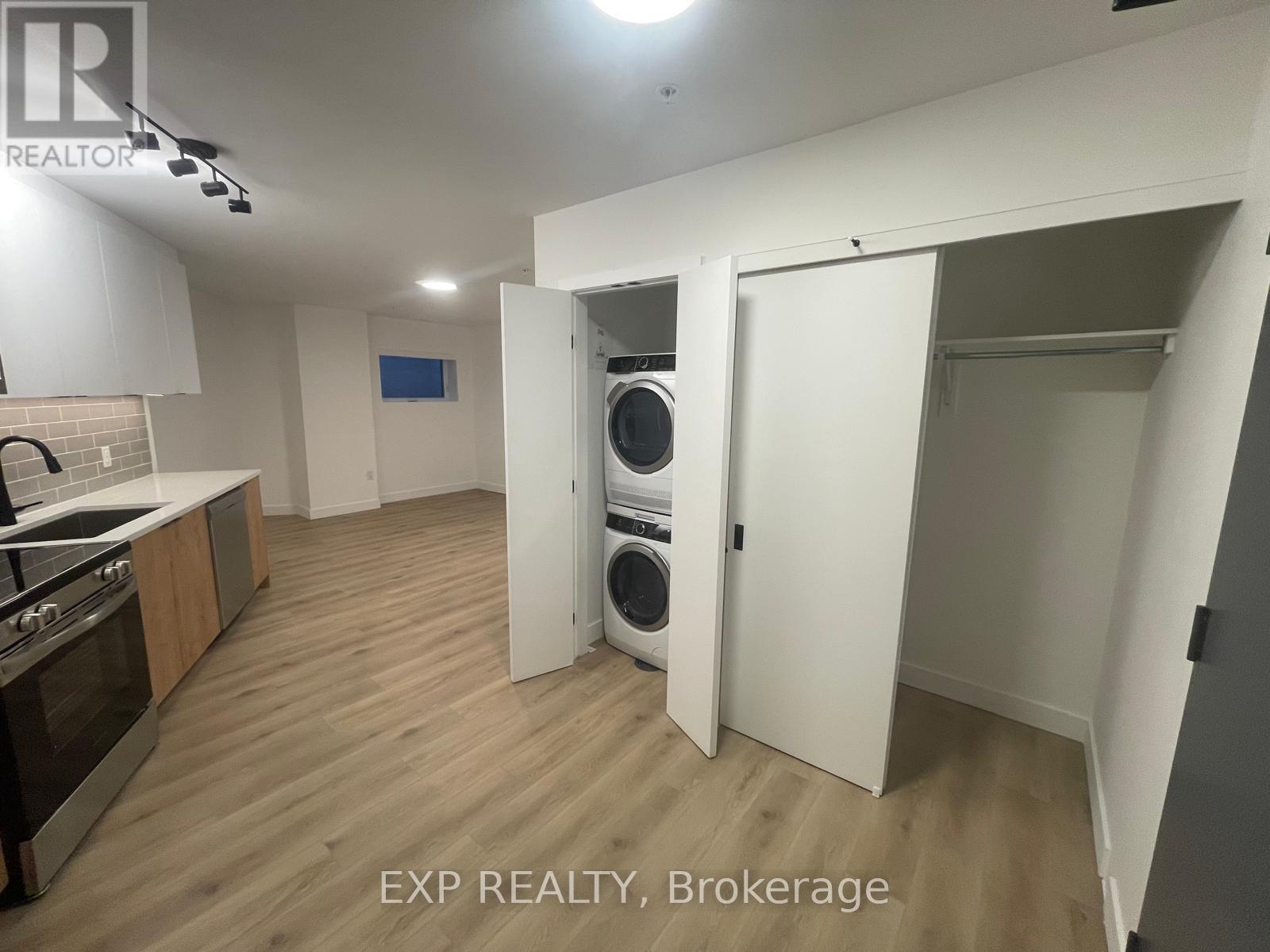 B15 - 1600 James Naismith Drive, Ottawa, Ontario  K1B 5N8 - Photo 3 - X13094238