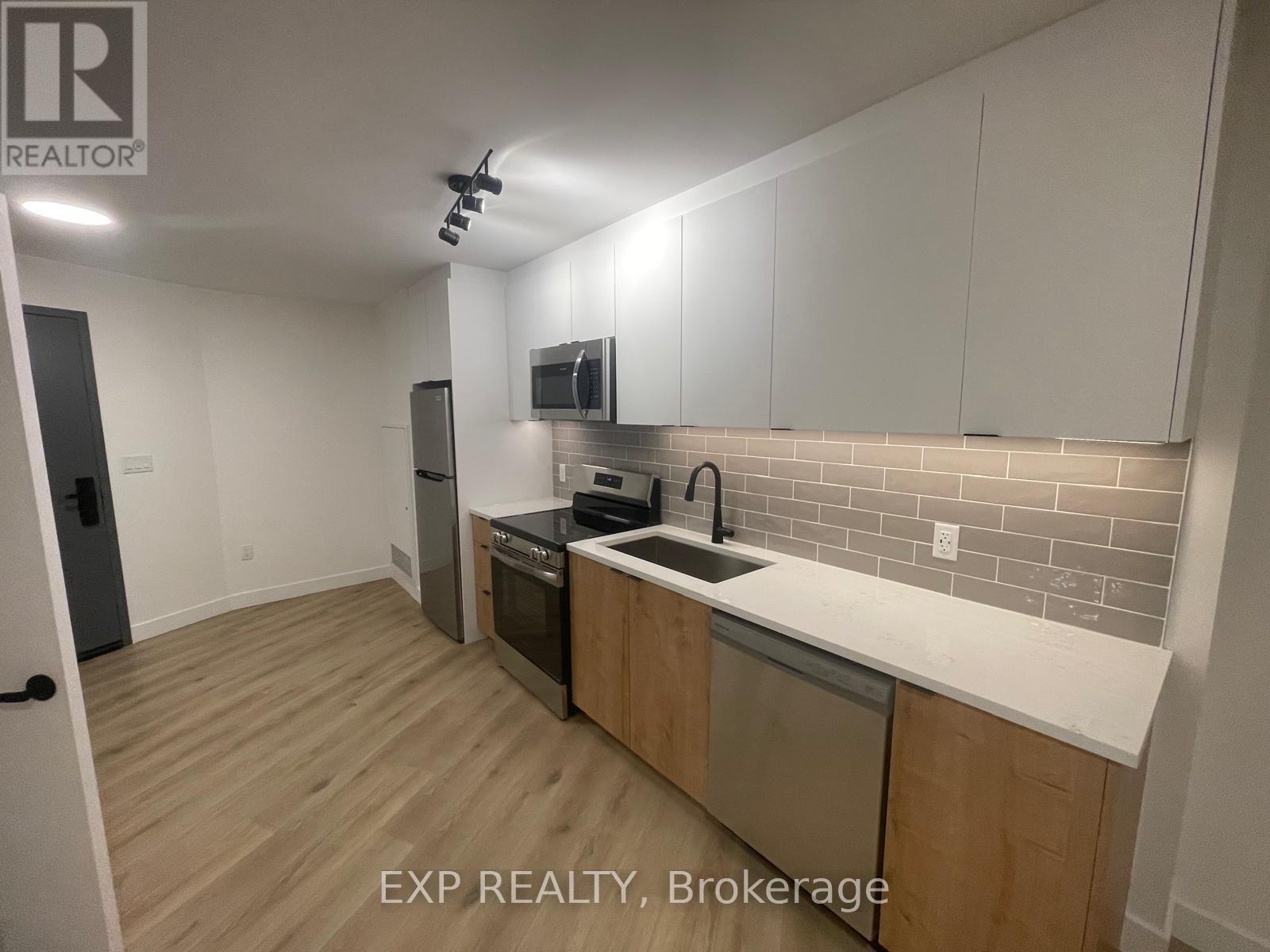 B15 - 1600 James Naismith Drive, Ottawa, Ontario  K1B 5N8 - Photo 4 - X13094238