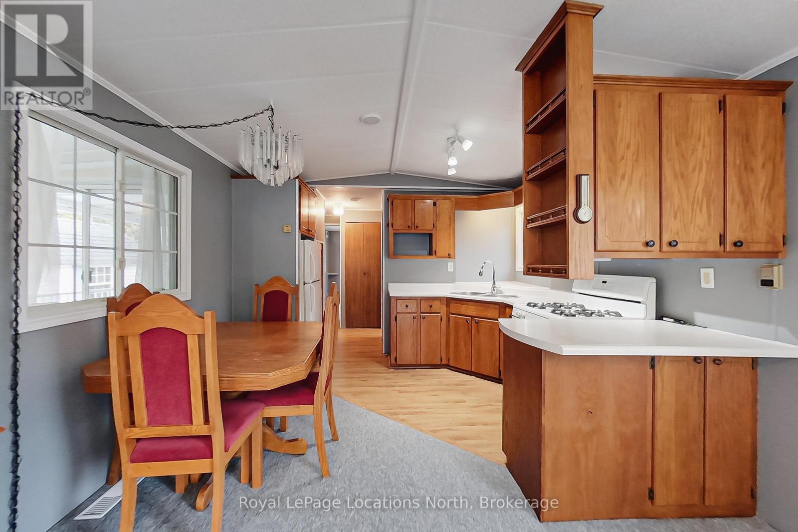 2 Prince Charles Avenue, Springwater, Ontario  L0L 1P0 - Photo 11 - S13094326