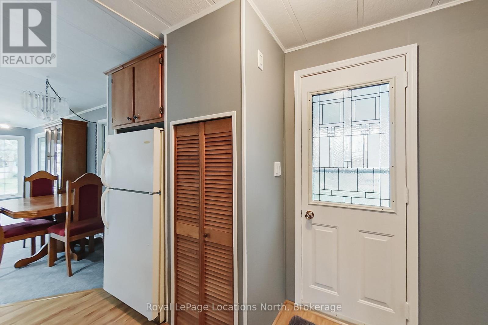 2 Prince Charles Avenue, Springwater, Ontario  L0L 1P0 - Photo 18 - S13094326