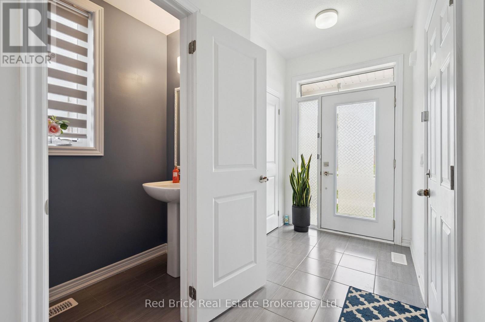 223 Farley Road W, Centre Wellington, Ontario  N1M 0J2 - Photo 5 - X13094296