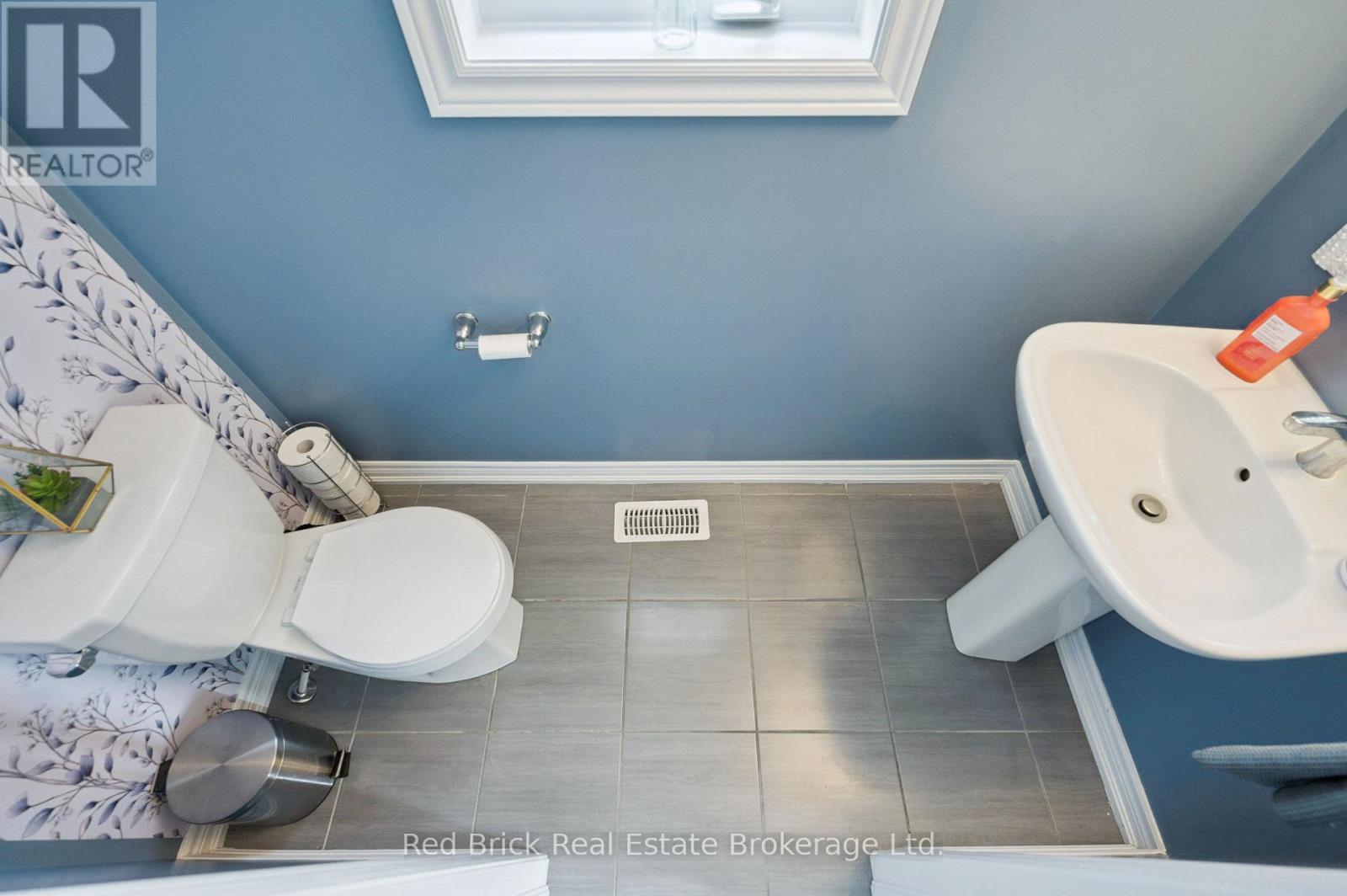 223 Farley Road W, Centre Wellington, Ontario  N1M 0J2 - Photo 6 - X13094296