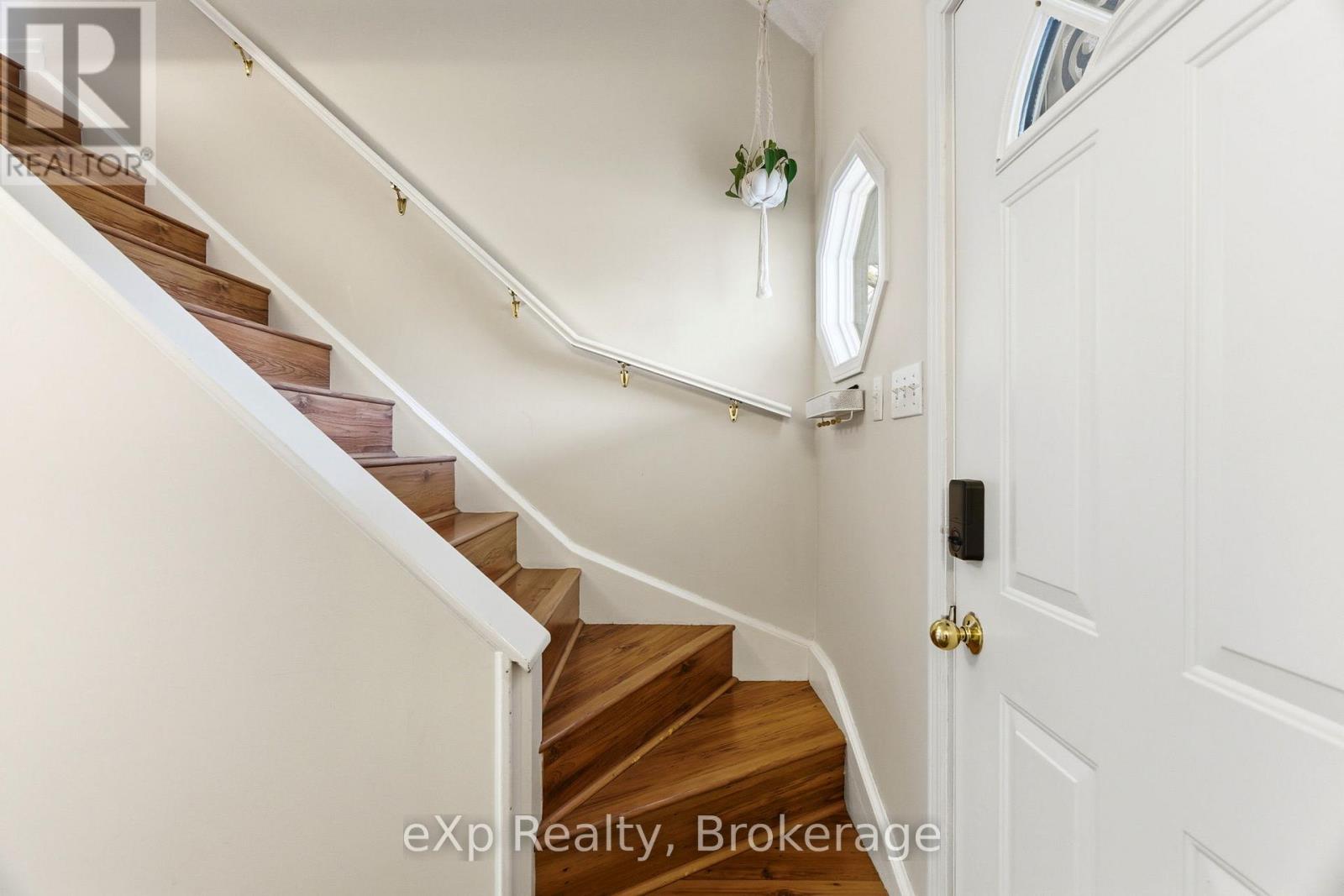 110 Huntingdon Avenue, Stratford, Ontario  N5A 6P2 - Photo 10 - X13094316