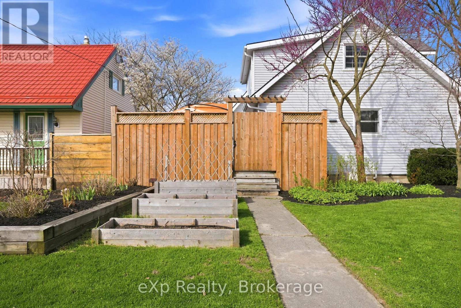 110 Huntingdon Avenue, Stratford, Ontario  N5A 6P2 - Photo 37 - X13094316