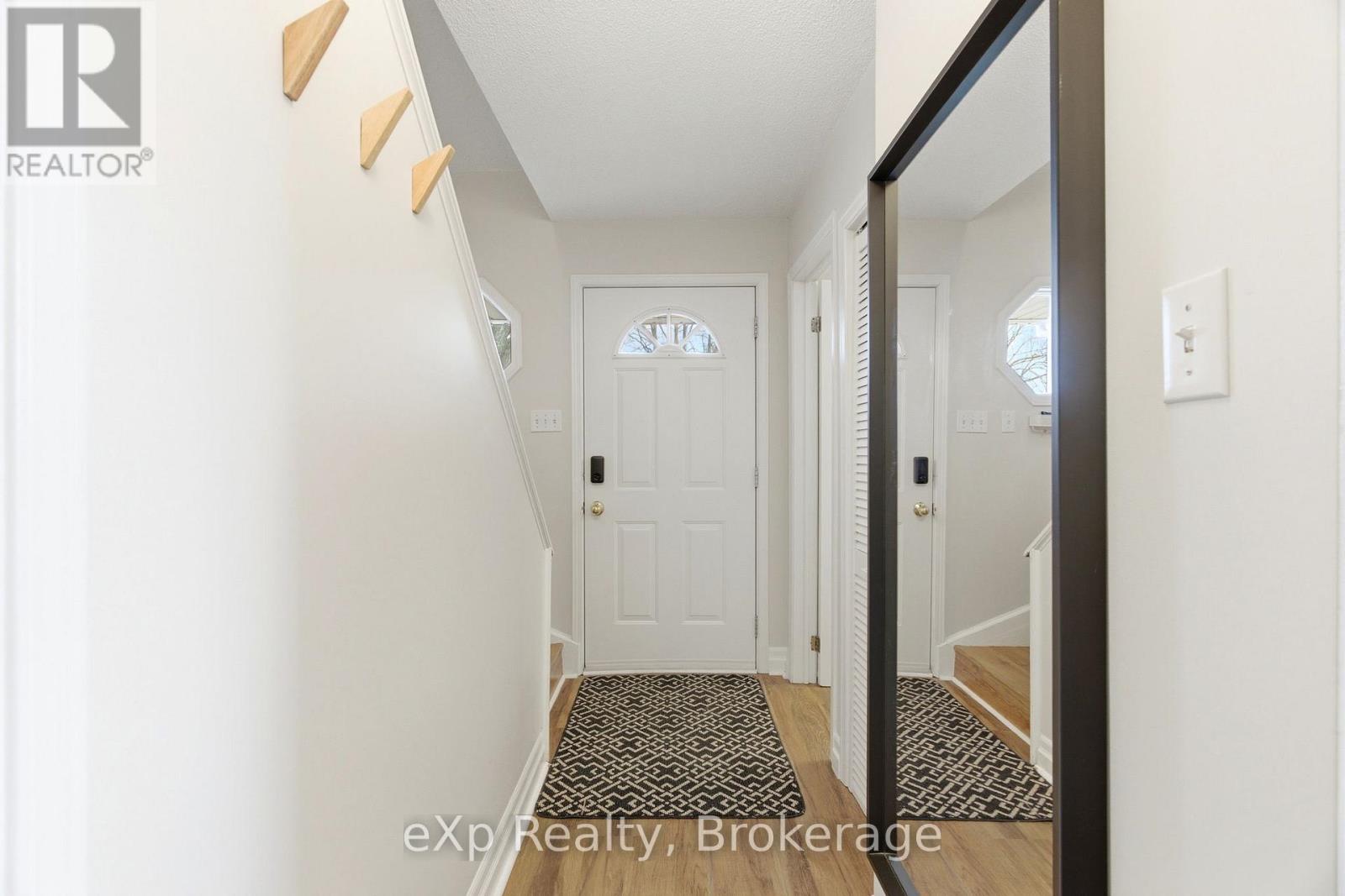 110 Huntingdon Avenue, Stratford, Ontario  N5A 6P2 - Photo 8 - X13094316