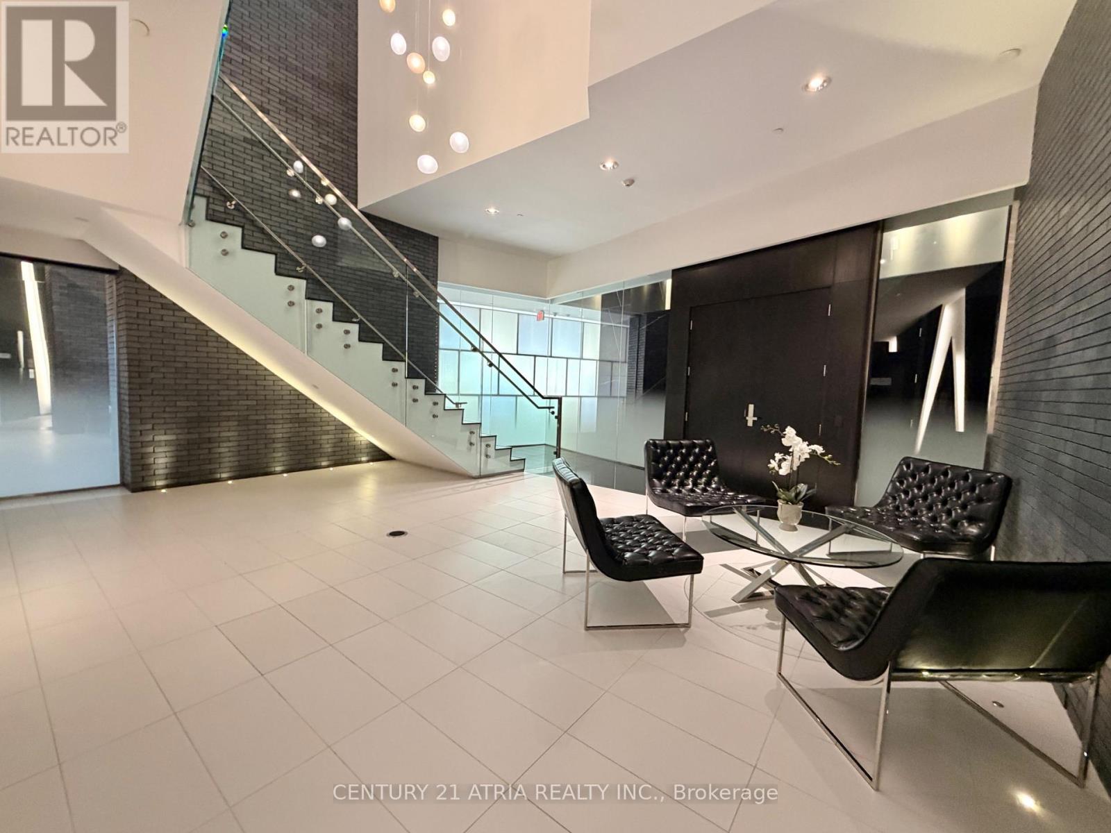 2101 - 125 Peter Street, Toronto, Ontario  M5V 0M2 - Photo 3 - C13094192