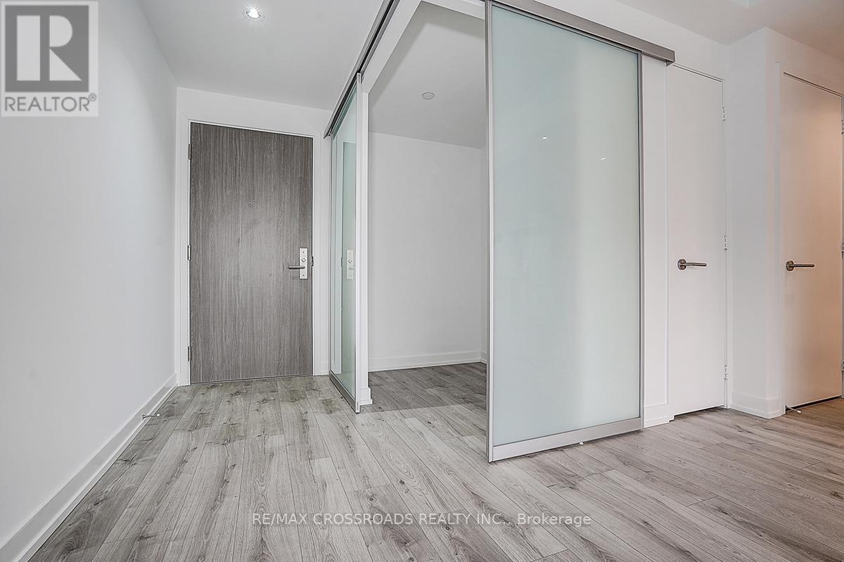 1802 - 161 Roehampton Avenue, Toronto, Ontario  M4P 0C8 - Photo 6 - C13094204
