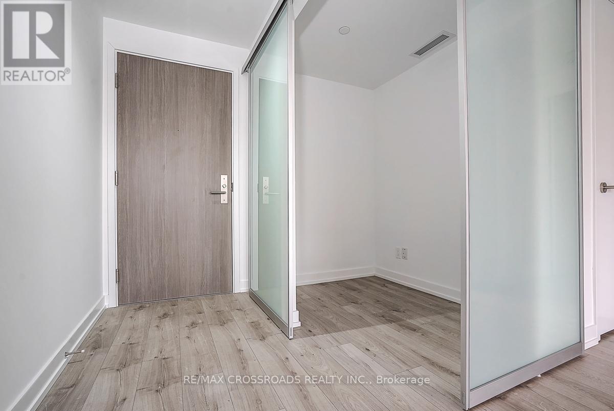 1802 - 161 Roehampton Avenue, Toronto, Ontario  M4P 0C8 - Photo 7 - C13094204