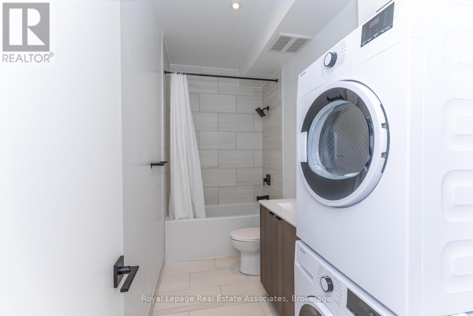 304 - 1000 Bathurst Street, Toronto, Ontario  M5R 3G7 - Photo 6 - C13094230