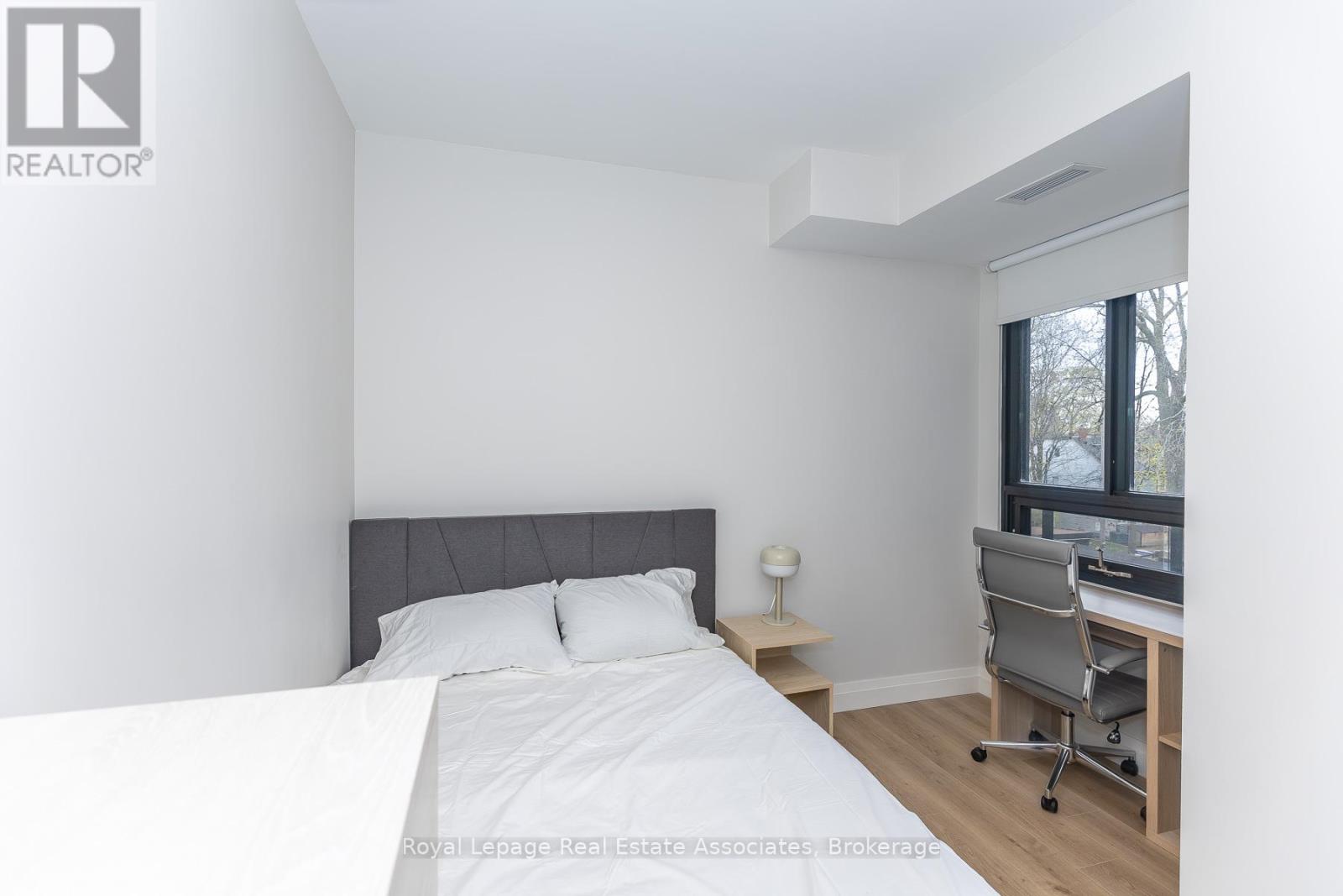 302 - 1000 Bathurst Street, Toronto, Ontario  M5R 3G7 - Photo 17 - C13094232
