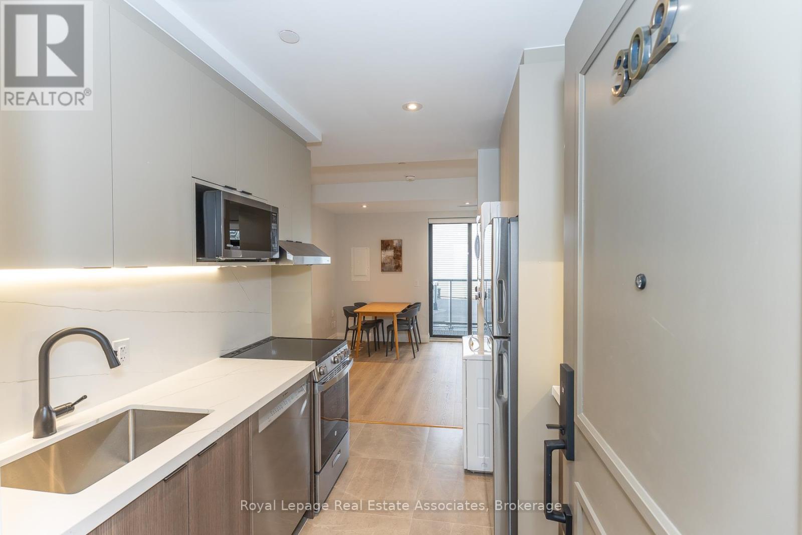 302 - 1000 Bathurst Street, Toronto, Ontario  M5R 3G7 - Photo 4 - C13094232