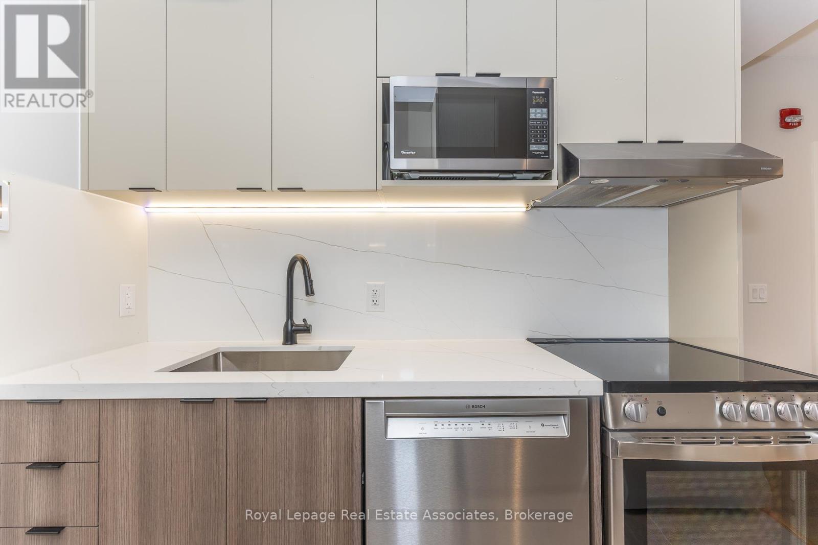 302 - 1000 Bathurst Street, Toronto, Ontario  M5R 3G7 - Photo 7 - C13094232