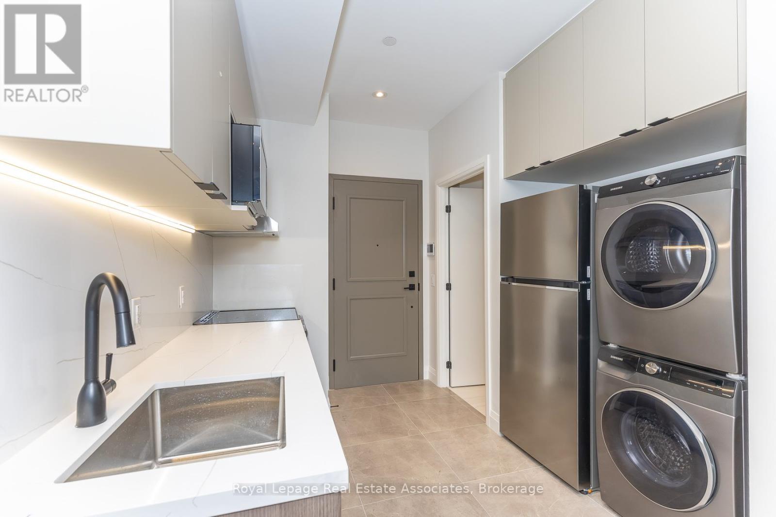 303 - 1000 Bathurst Street, Toronto, Ontario  M5R 3G7 - Photo 6 - C13094234