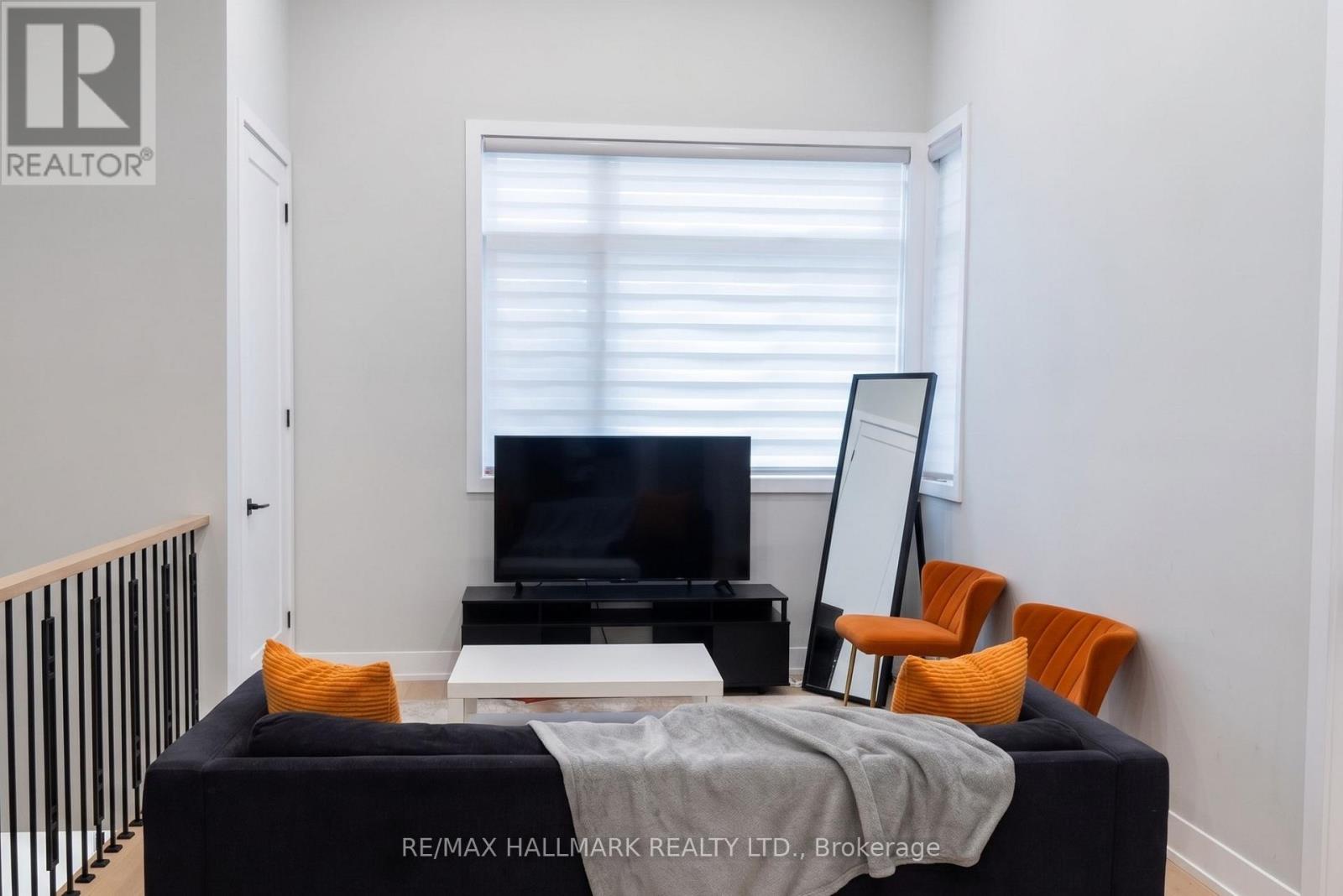 5 Norbury Crescent, Toronto, Ontario  M1P 0G3 - Photo 6 - E13094210