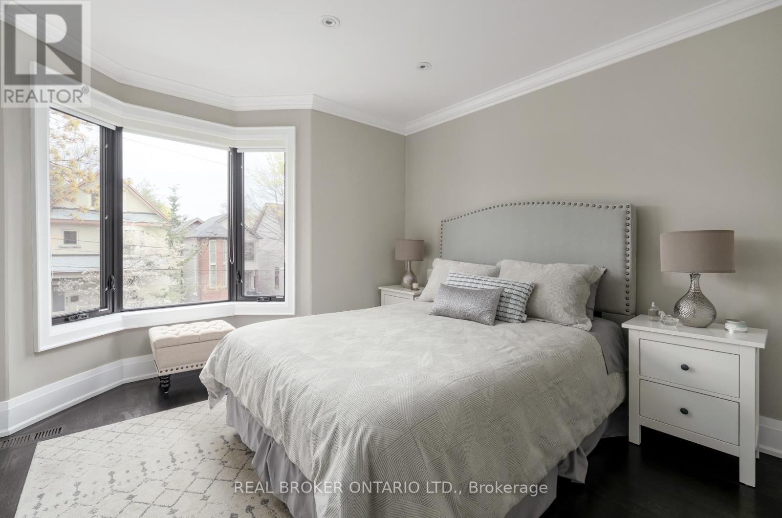 40 Brooklyn Avenue, Toronto, Ontario  M4M 2X5 - Photo 19 - E13094274