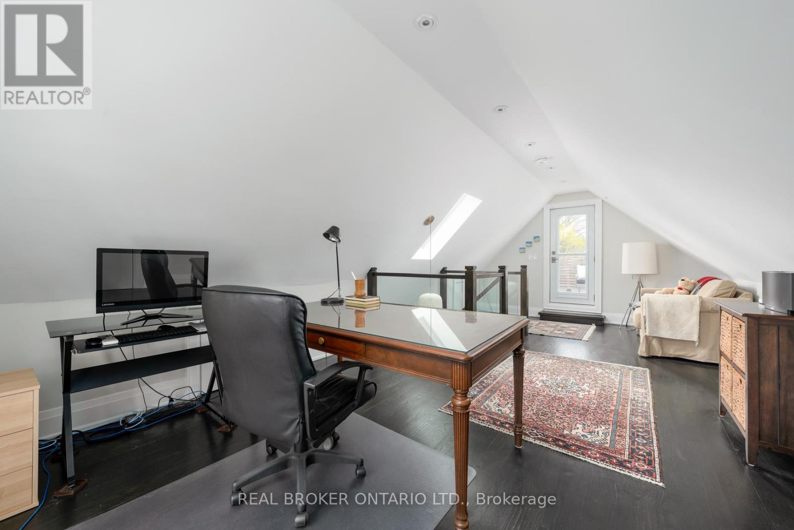 40 Brooklyn Avenue, Toronto, Ontario  M4M 2X5 - Photo 26 - E13094274