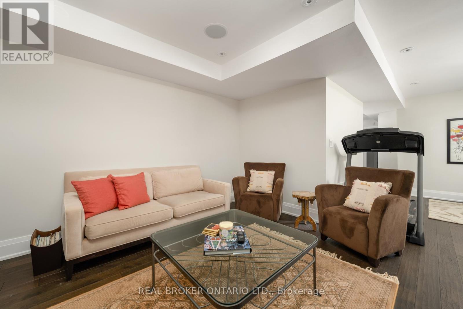 40 Brooklyn Avenue, Toronto, Ontario  M4M 2X5 - Photo 31 - E13094274