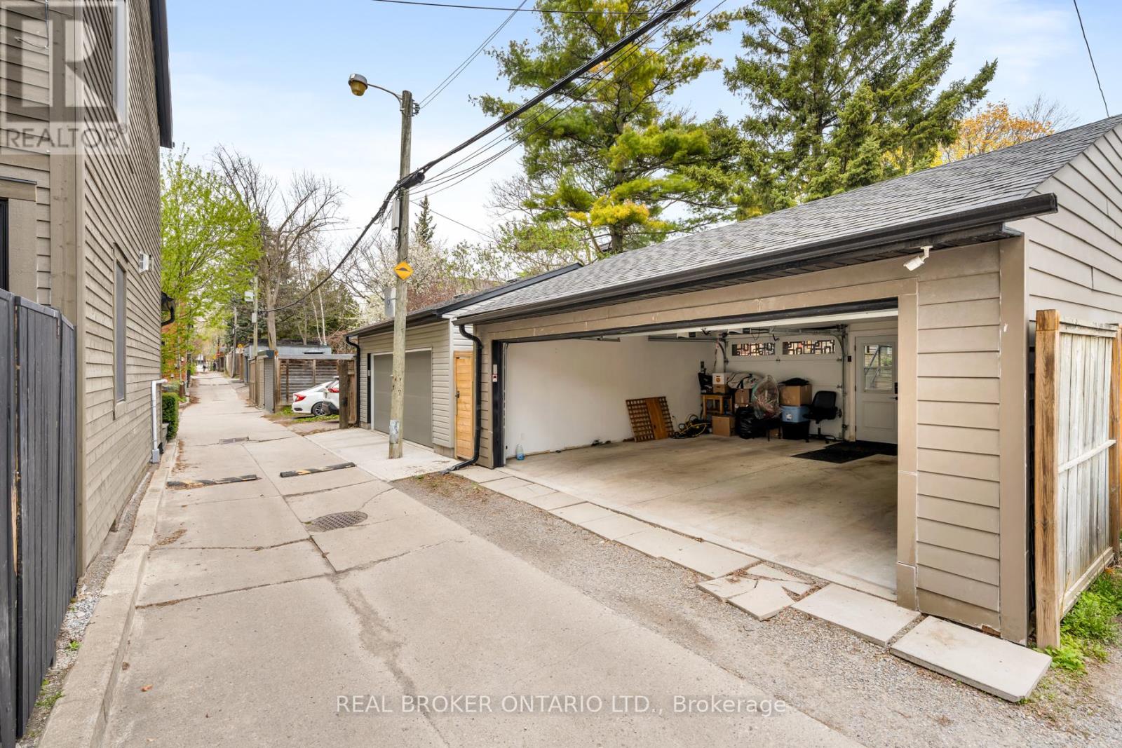 40 Brooklyn Avenue, Toronto, Ontario  M4M 2X5 - Photo 42 - E13094274