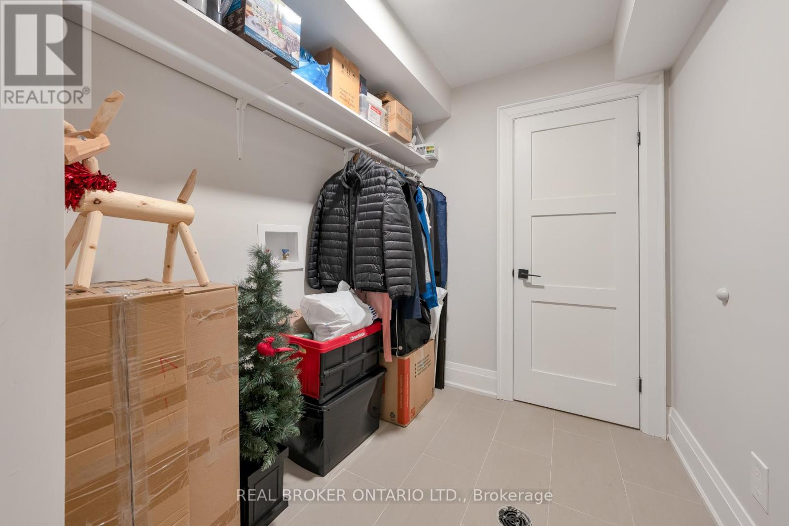 40 Brooklyn Avenue, Toronto, Ontario  M4M 2X5 - Photo 46 - E13094274