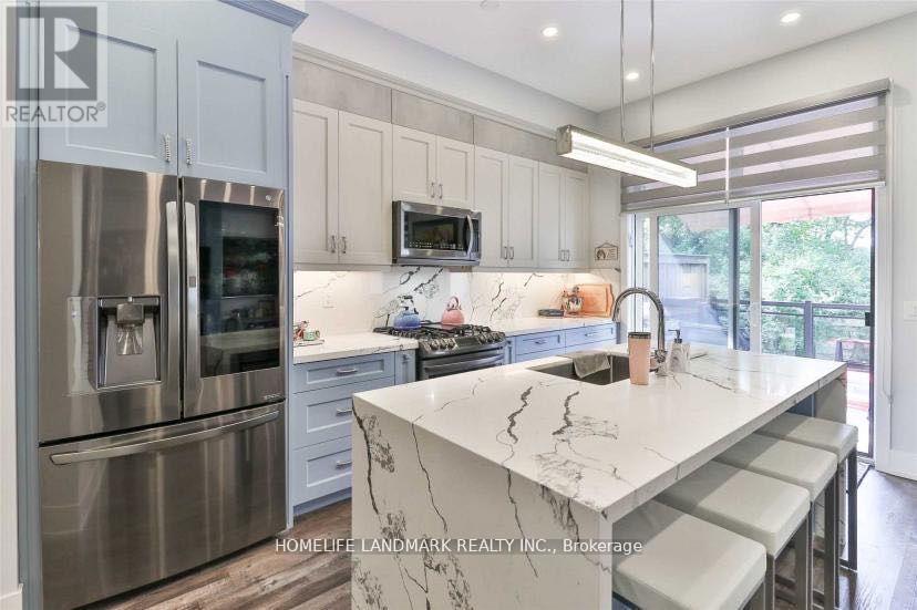 30 Crestridge Drive, Vaughan, Ontario  L4J 0K1 - Photo 2 - N13094206