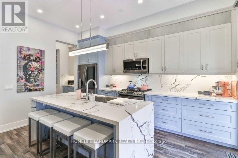 30 Crestridge Drive, Vaughan, Ontario  L4J 0K1 - Photo 4 - N13094206