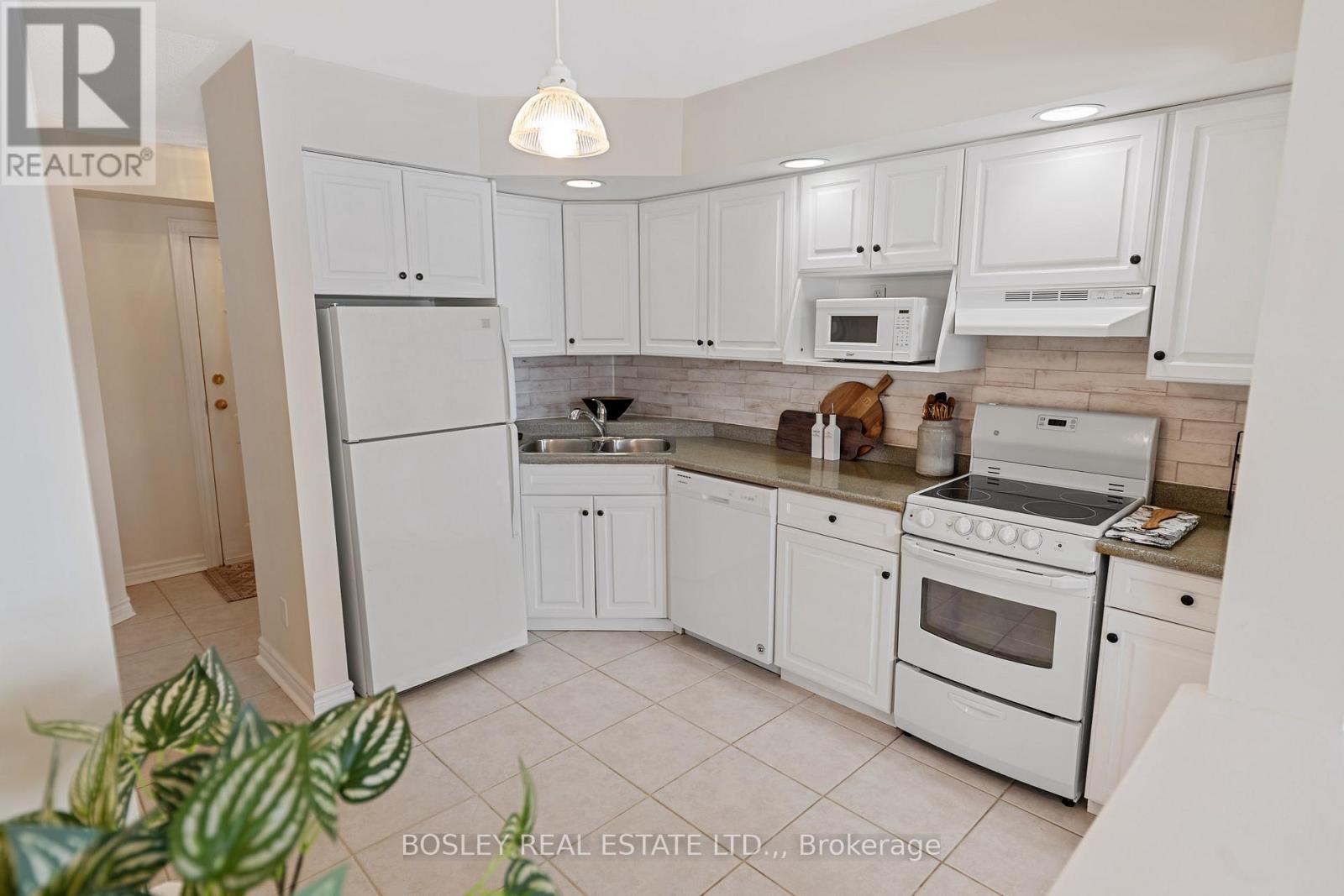 205a - 1061 Vansickle Road N, St. Catharines, Ontario  L2S 2X4 - Photo 10 - X12788284