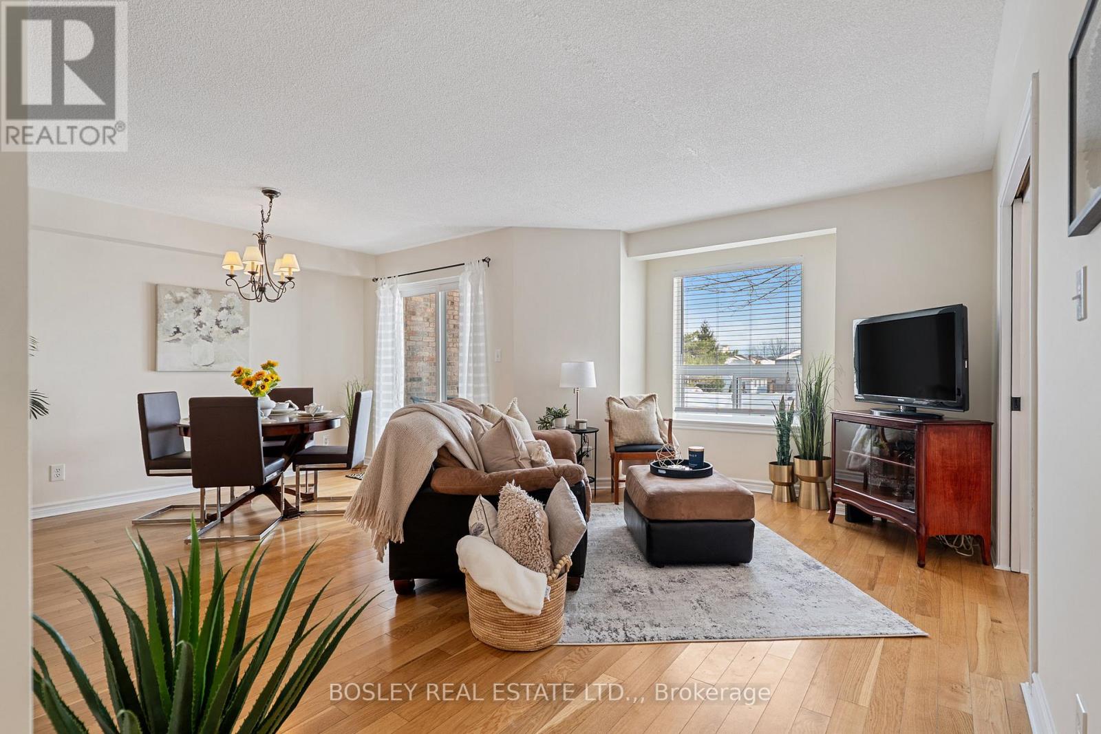 205a - 1061 Vansickle Road N, St. Catharines, Ontario  L2S 2X4 - Photo 7 - X12788284